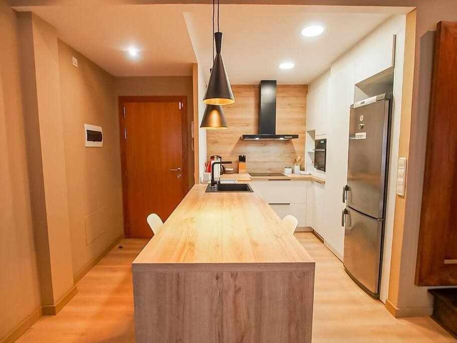 ז'ירונה Sleep & Stay Apartamento De Lujo מראה חיצוני תמונה
